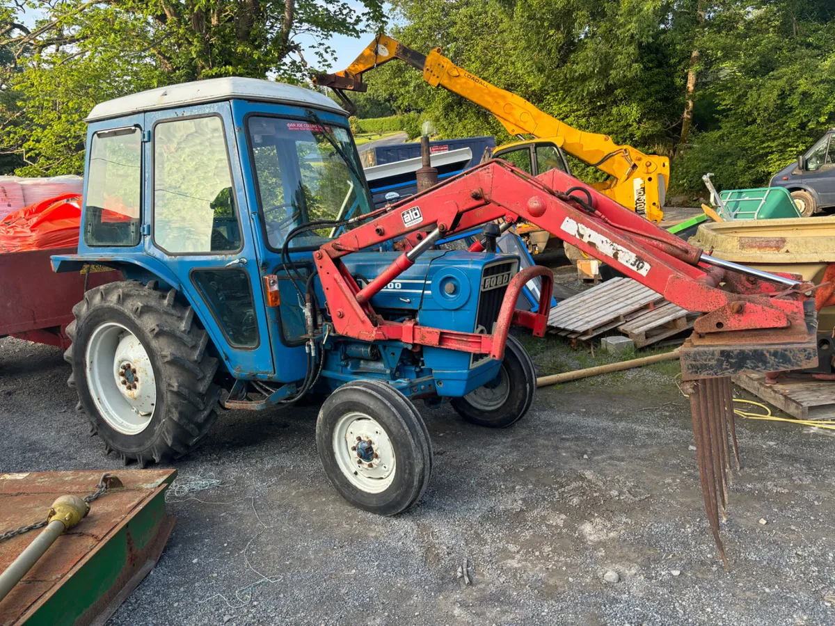 Ford 3600 - Image 2