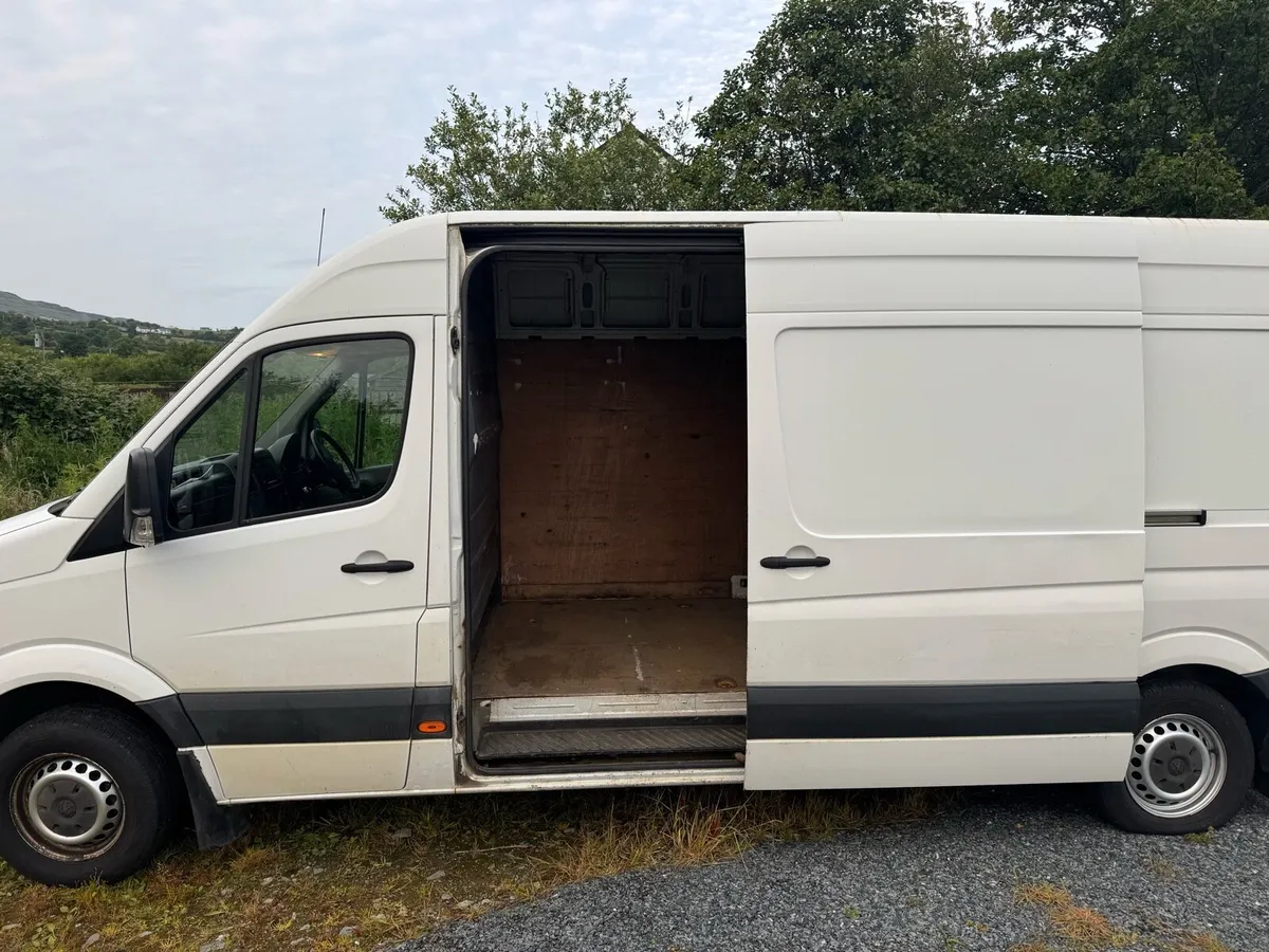 Volkswagen Crafter LWB - Image 4