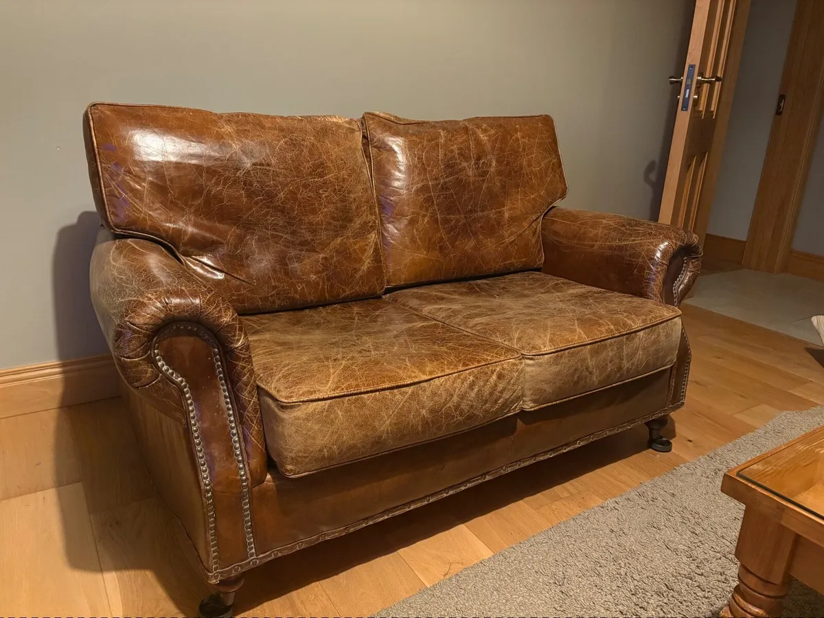 Couch - Image 4