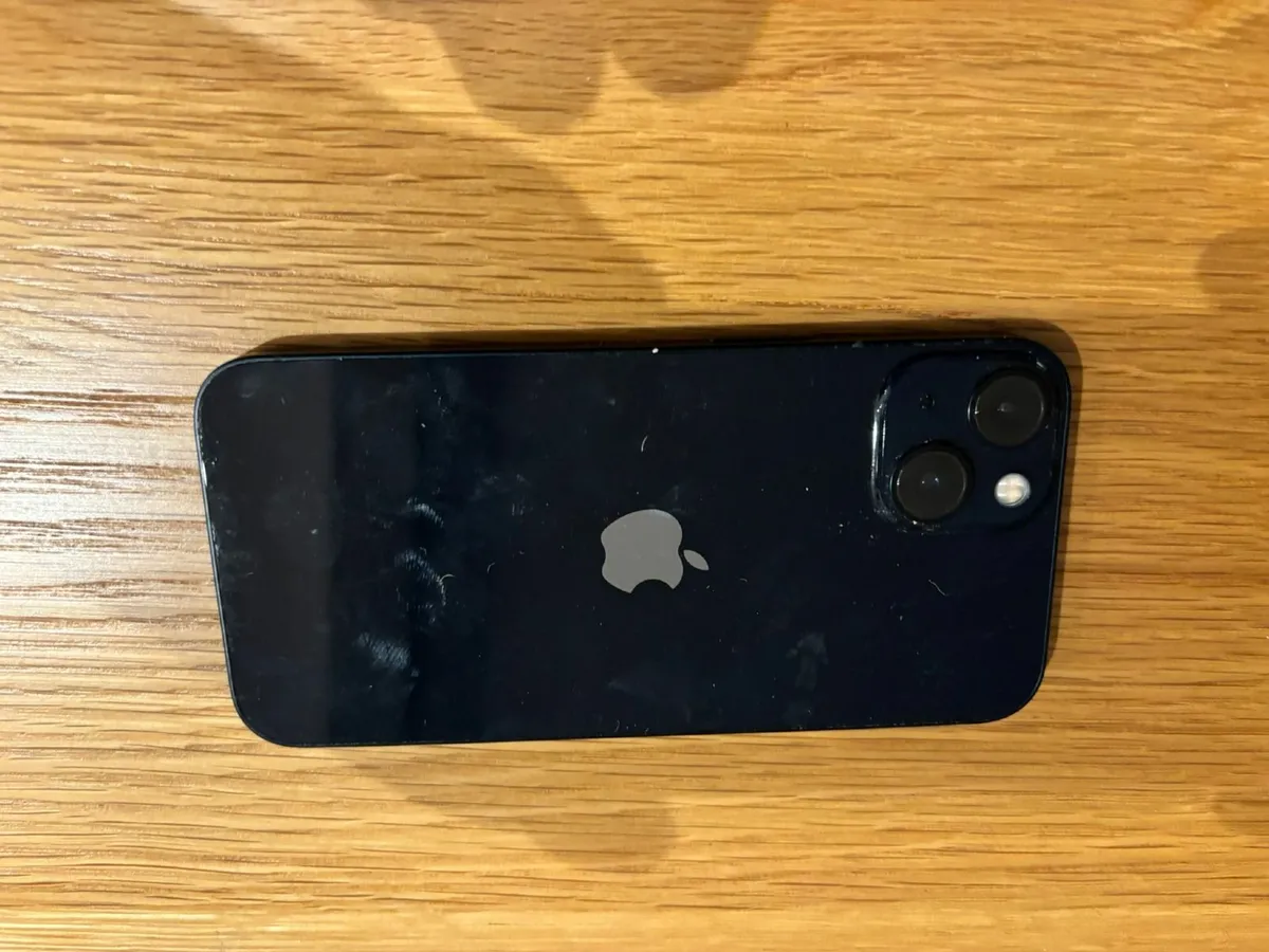 iPhone 13 - Image 1