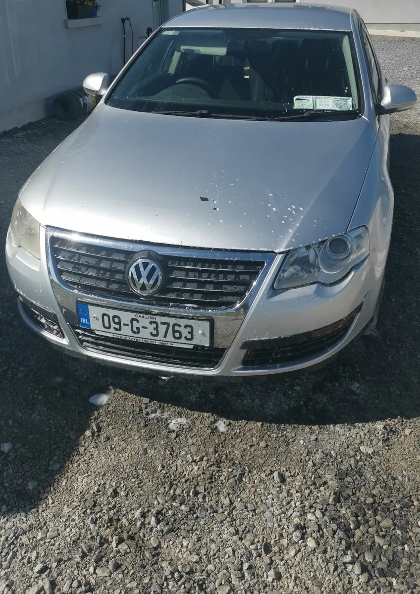 Volkswagen Passat 2009 - Image 1