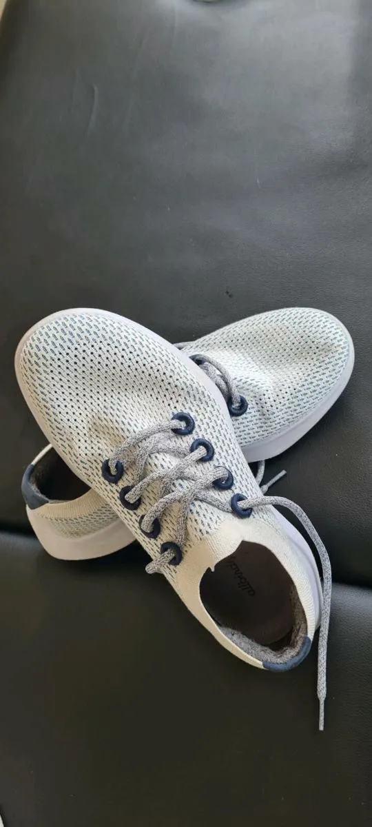 Mens trainers - Image 2