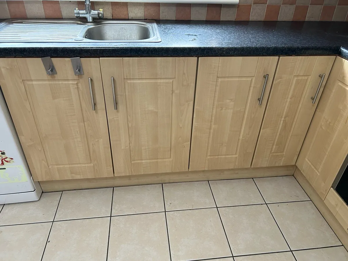 Kitchen units - Image 4