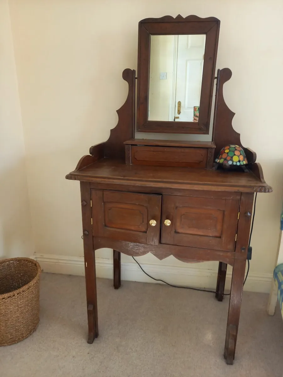 Antique dressing table - Image 2