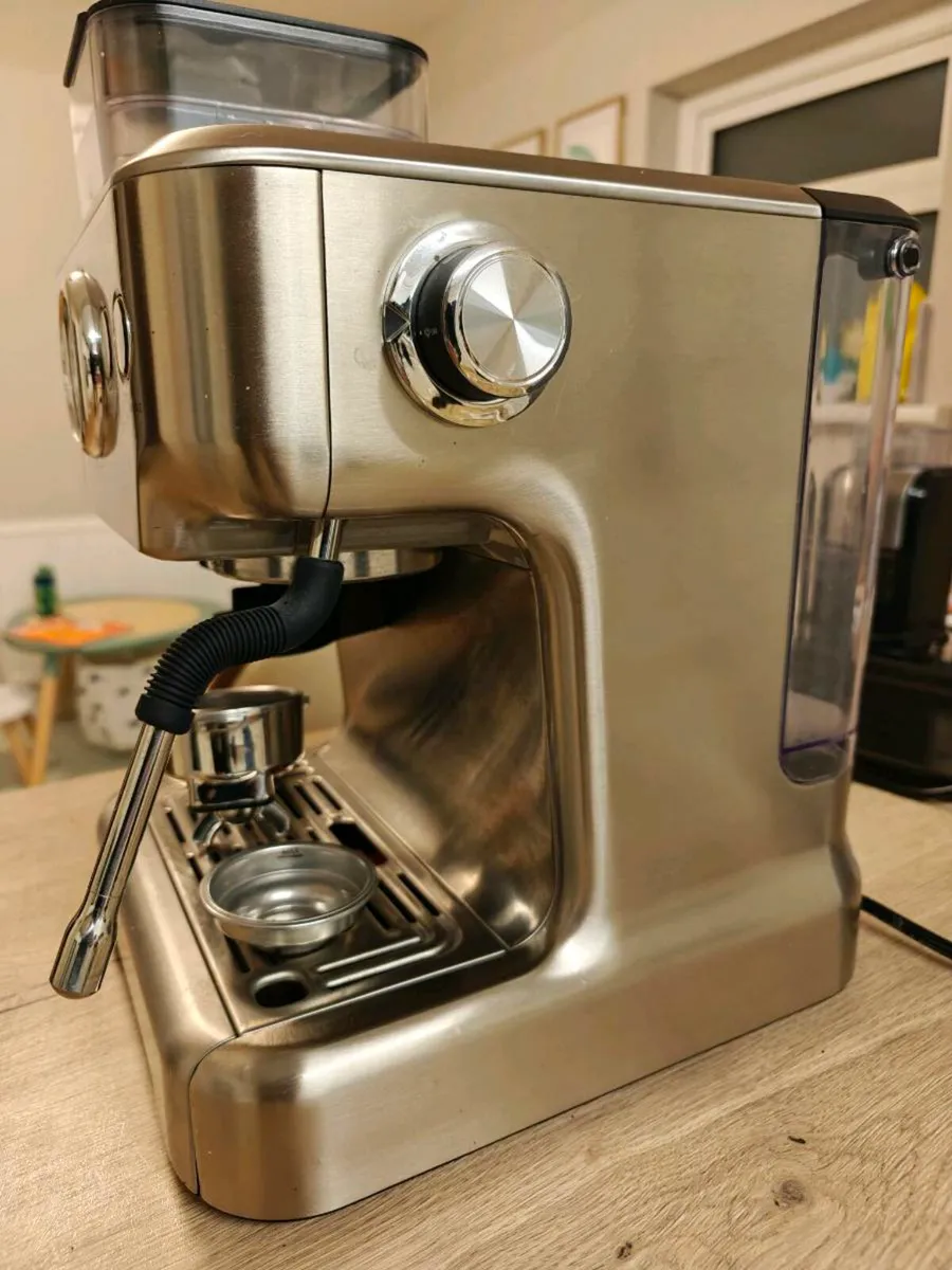 Coffee Machine - Image 3