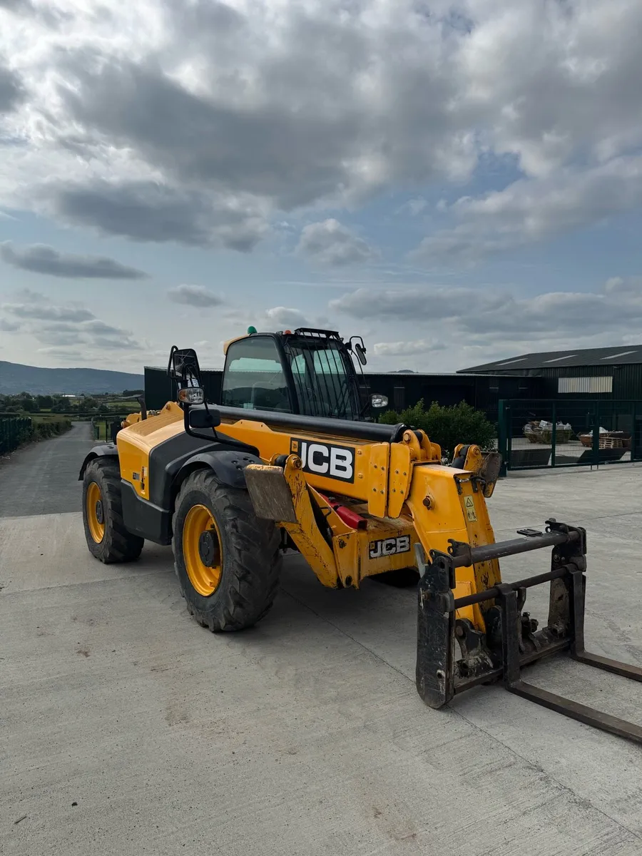 JCB 540-140 Hi Viz - Image 1