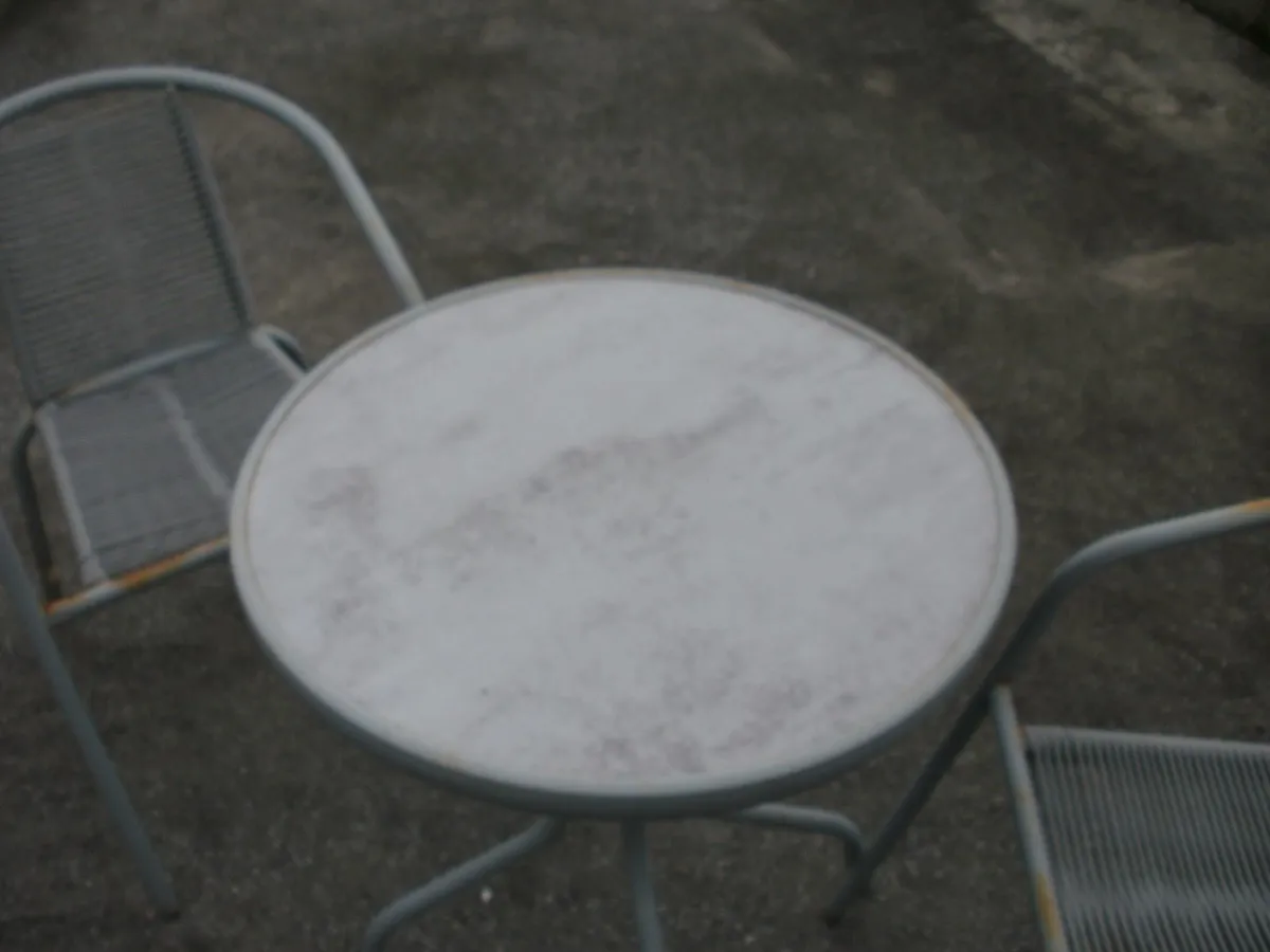Garden furniture table and chairs plus Bench - Image 4