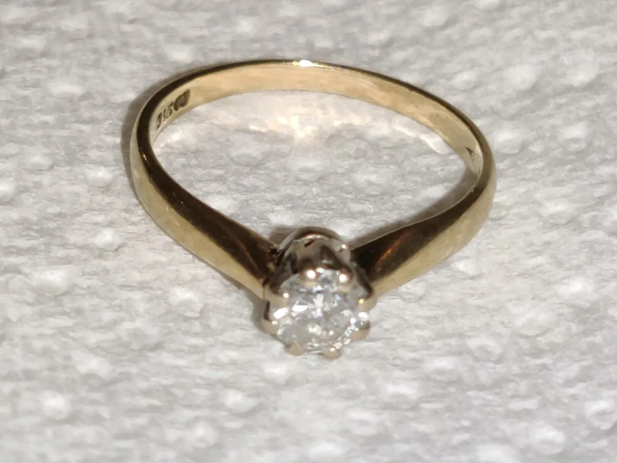 LARGE DIAMOND SOLITAIRE, 9CT Gold New Ring ! - Image 2