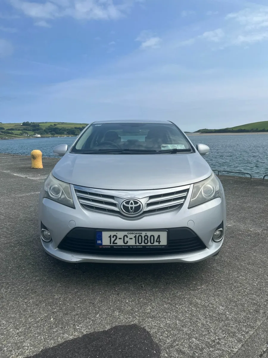 Toyota Avensis 2012 - Image 1
