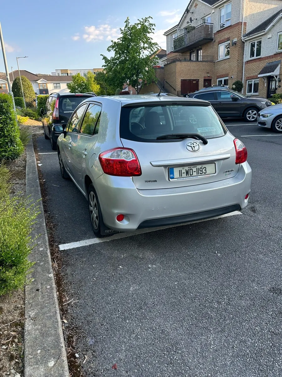Toyota Auris Diesel - Image 2