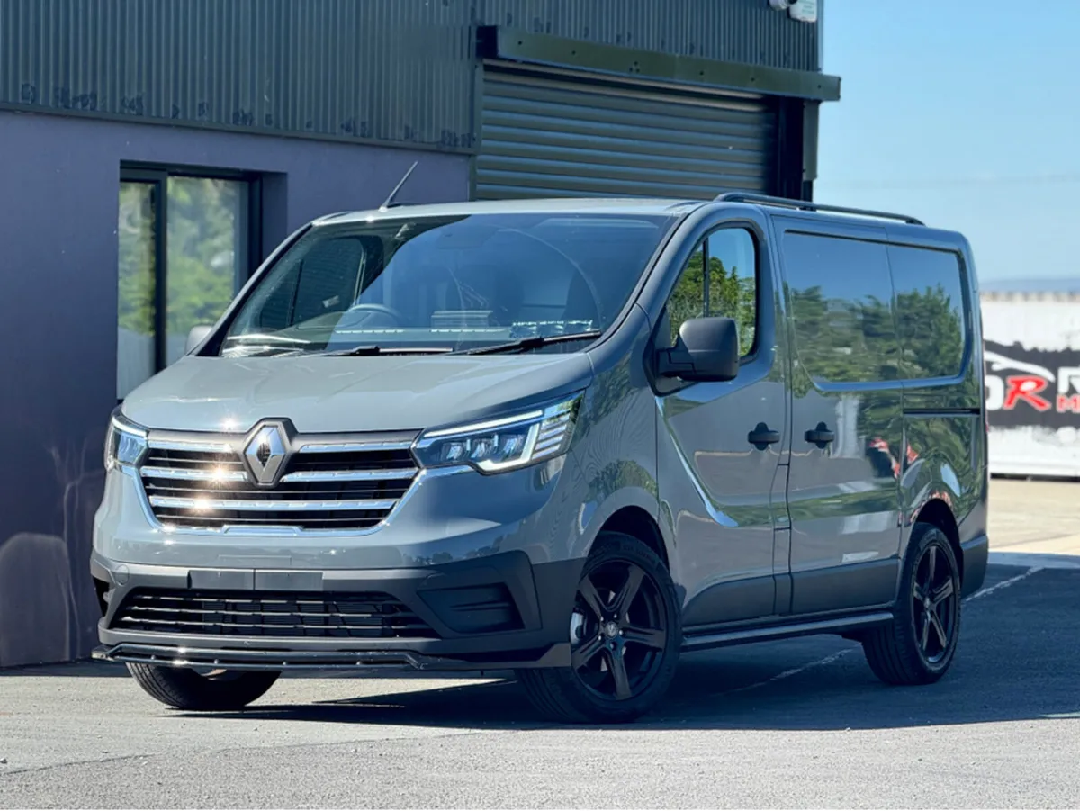 Renault Trafic REDUCED! 2023 Renault Trafic SWB No - Image 2