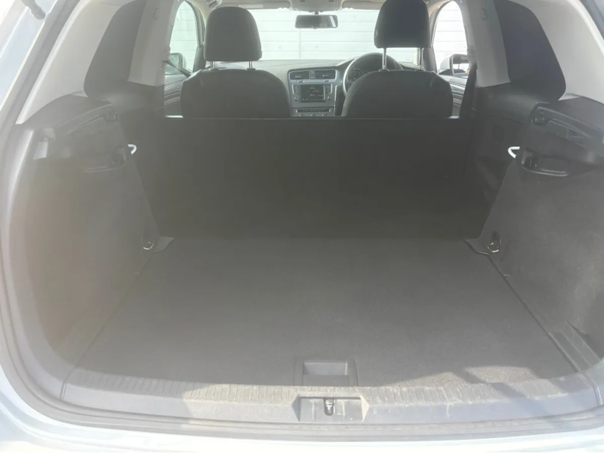 Volkswagen Golf TRENDLINE 1.6 TDI MANUAL 5SPEED 11 - Image 3