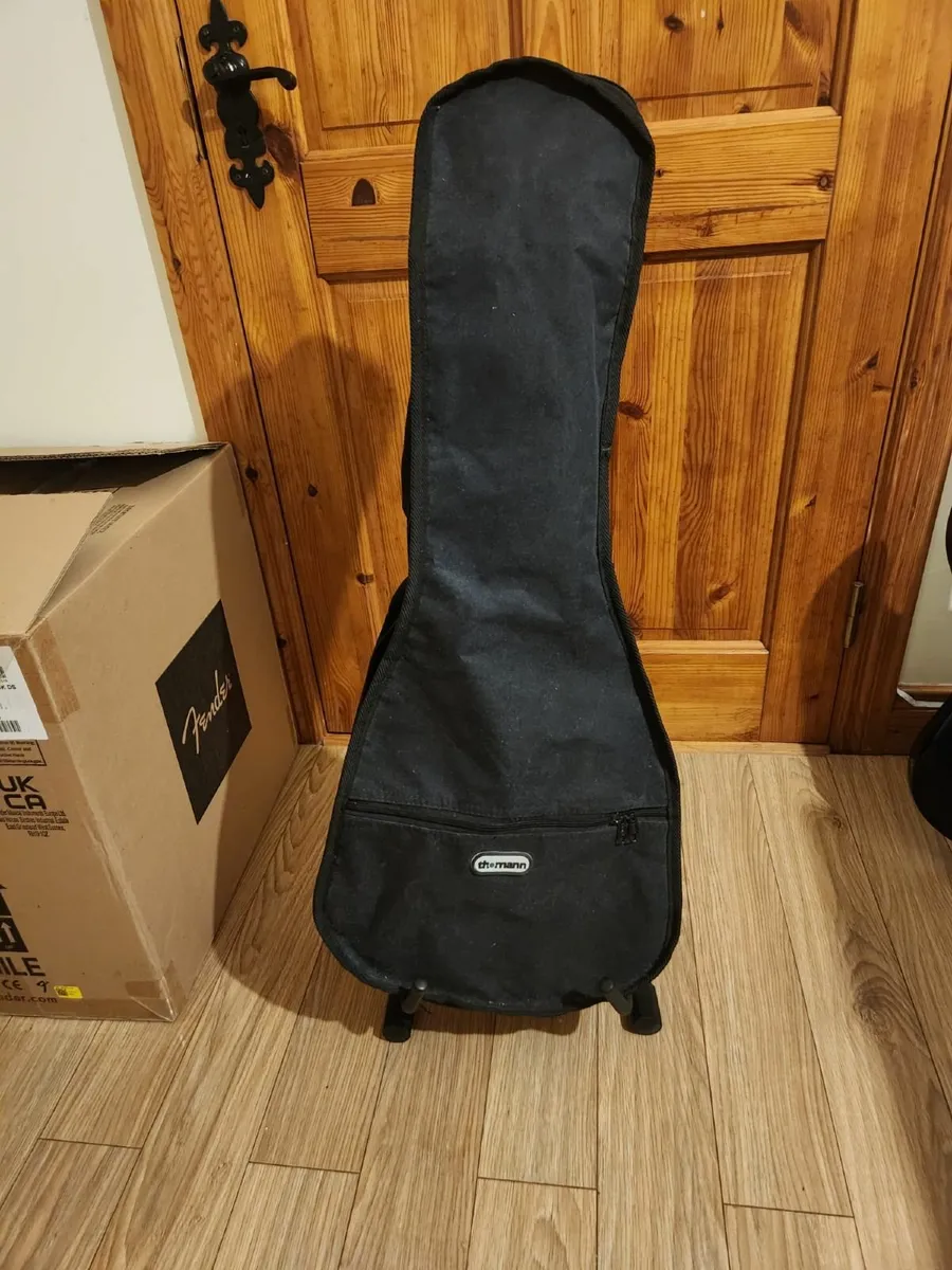 Harley Benton U-Bass - Image 3