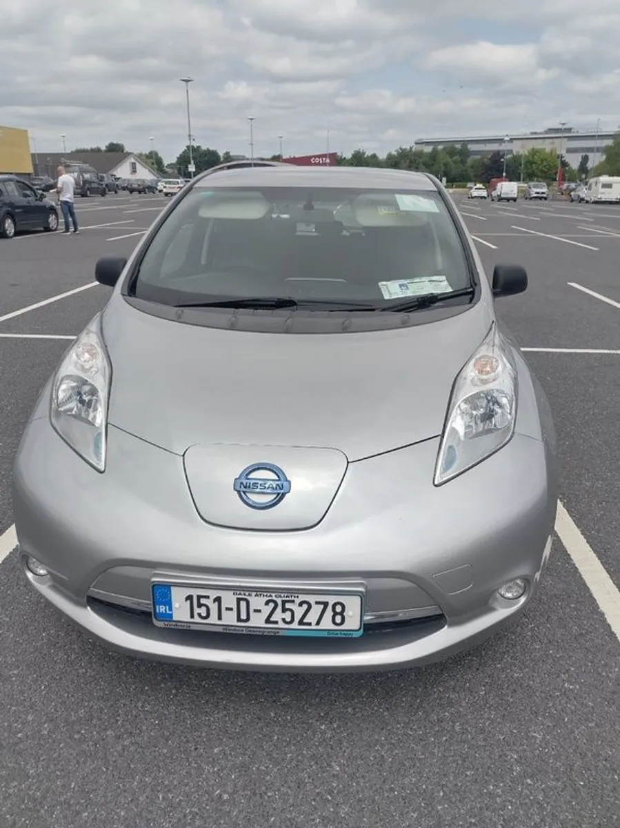 2015 Nissan Leaf - Image 1