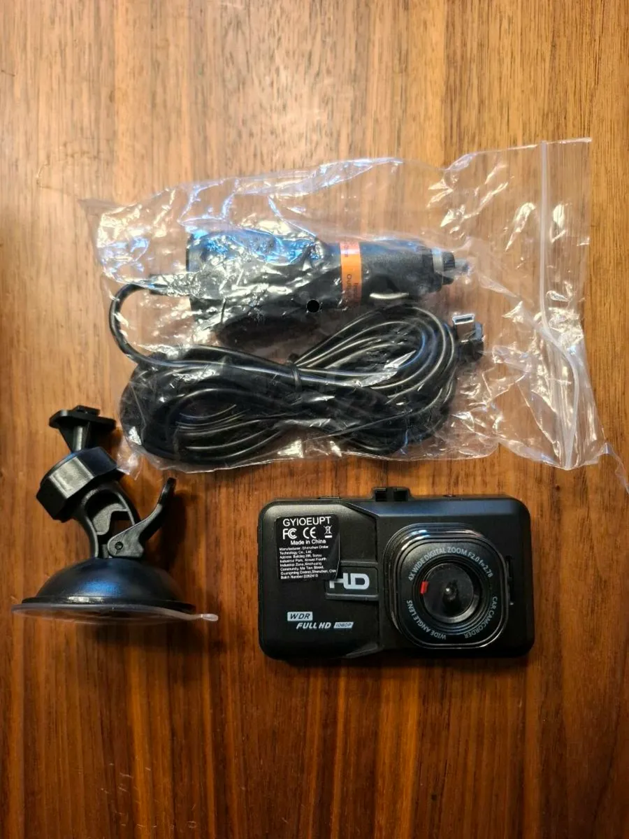 Dash Cam - Image 1