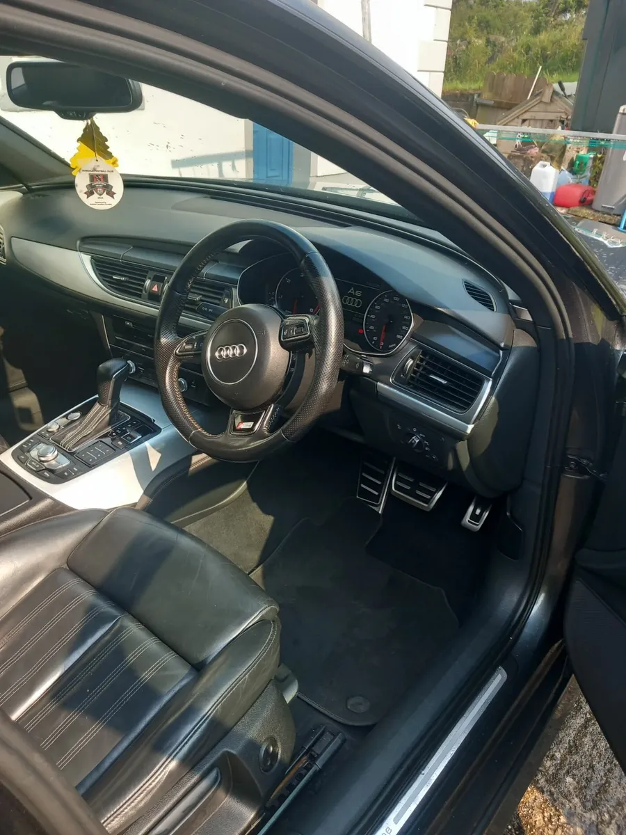 Audi A6 2015 - Image 3