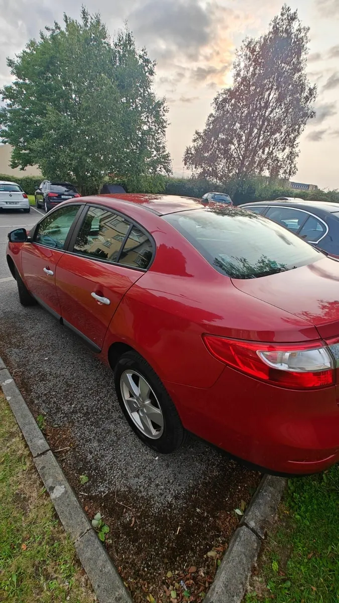 Renault Fluence 2012 - Image 4