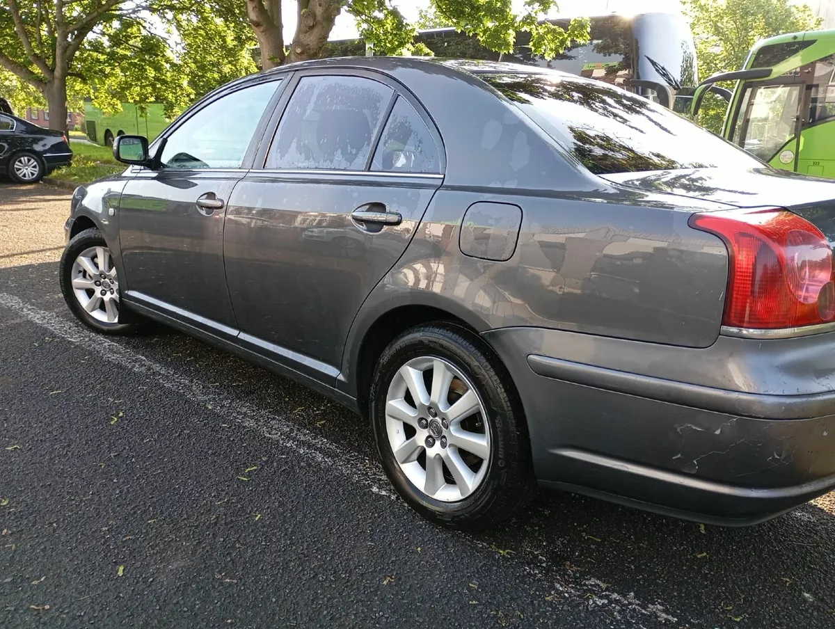 Toyota Avensis 2005 - Image 4