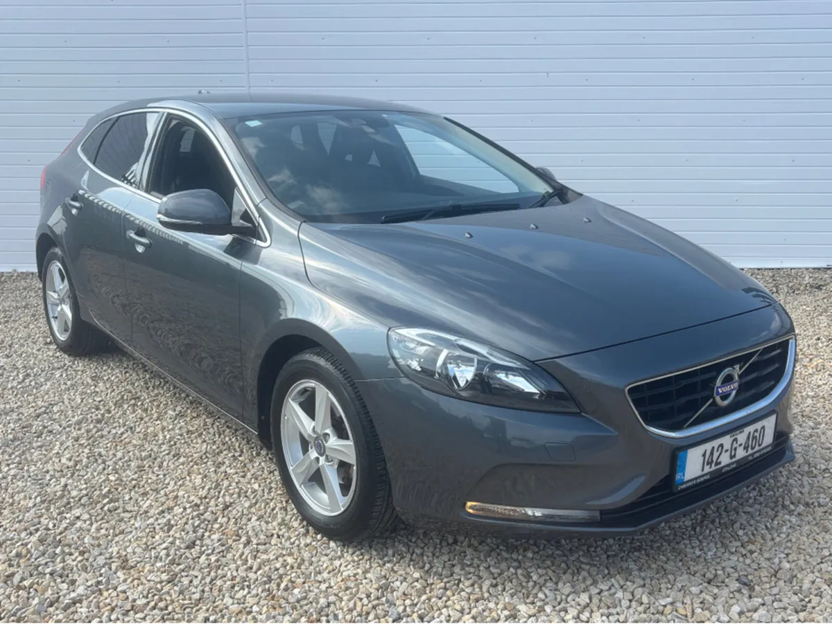 Volvo V40 D2 SE 1.6 D LOW KMS - Image 3
