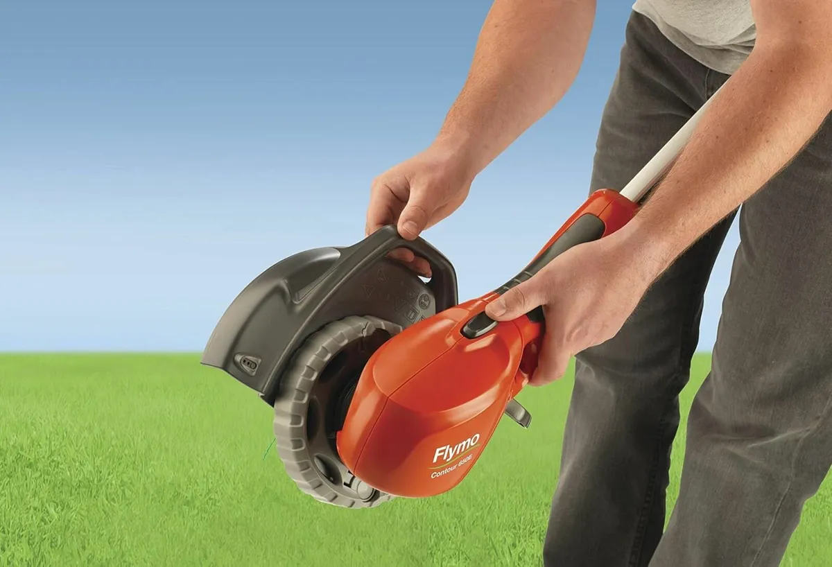Electric Grass Trimmer Edger 650W Cutting 30cm - Image 3