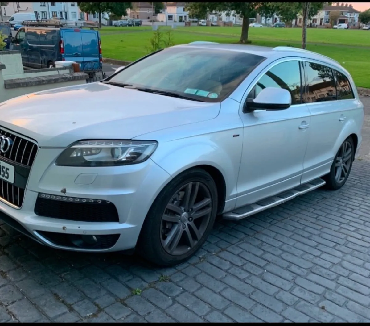 Audi Q7 Quattro 2011 Sline 333€ tax