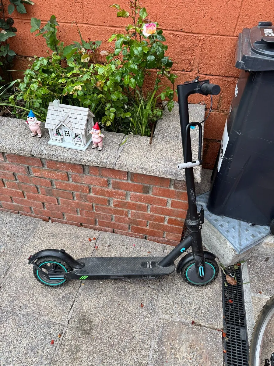 Electric scooter bogist m1 350w motor 30km/h max - Image 1