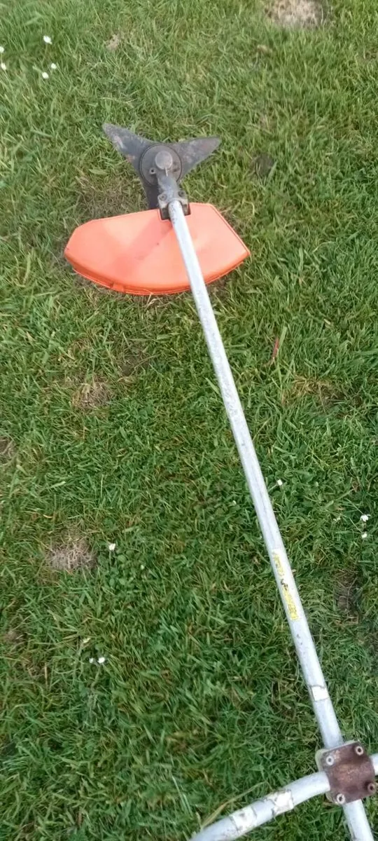 Stihl FS 200 & Stihl HS b2 82 r - Image 4