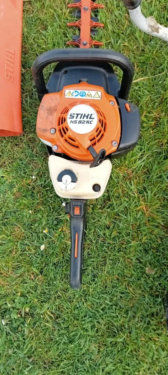 Stihl FS 200 & Stihl HS b2 82 r - Image 3