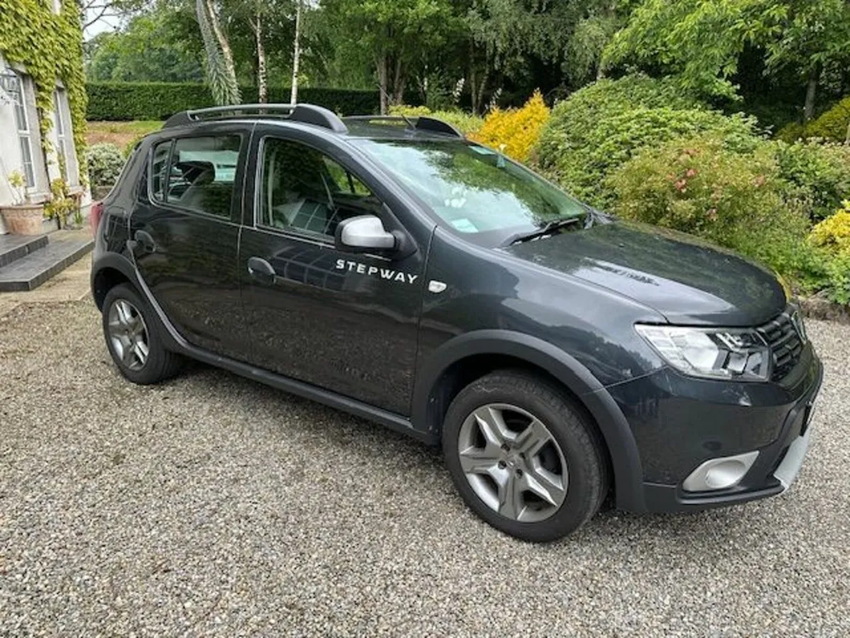 201 DACIA SANDERO STEPWAY HIGH SPEC GPS  BLUETOOTH - Image 3