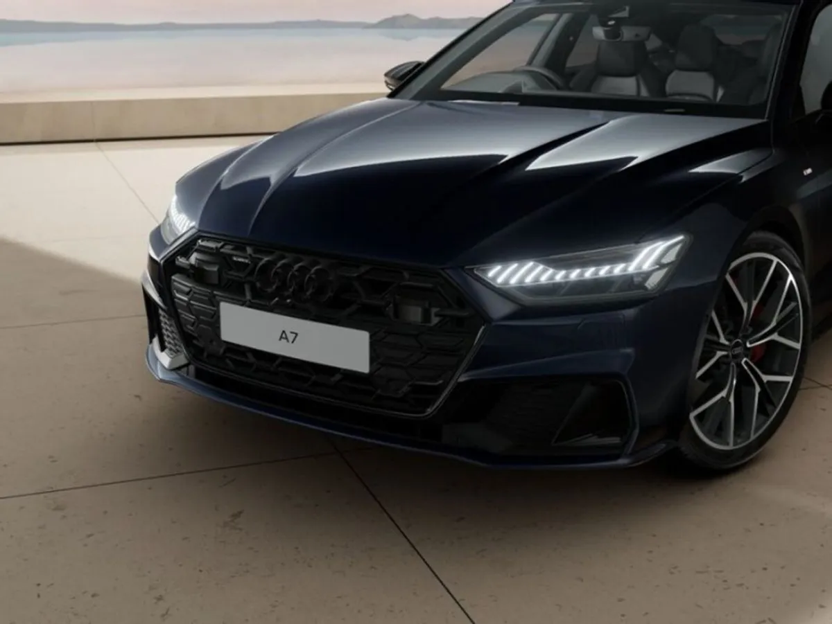 Audi A7 2.0 55tfsie 367BHP Quattro S-line Competi - Image 3