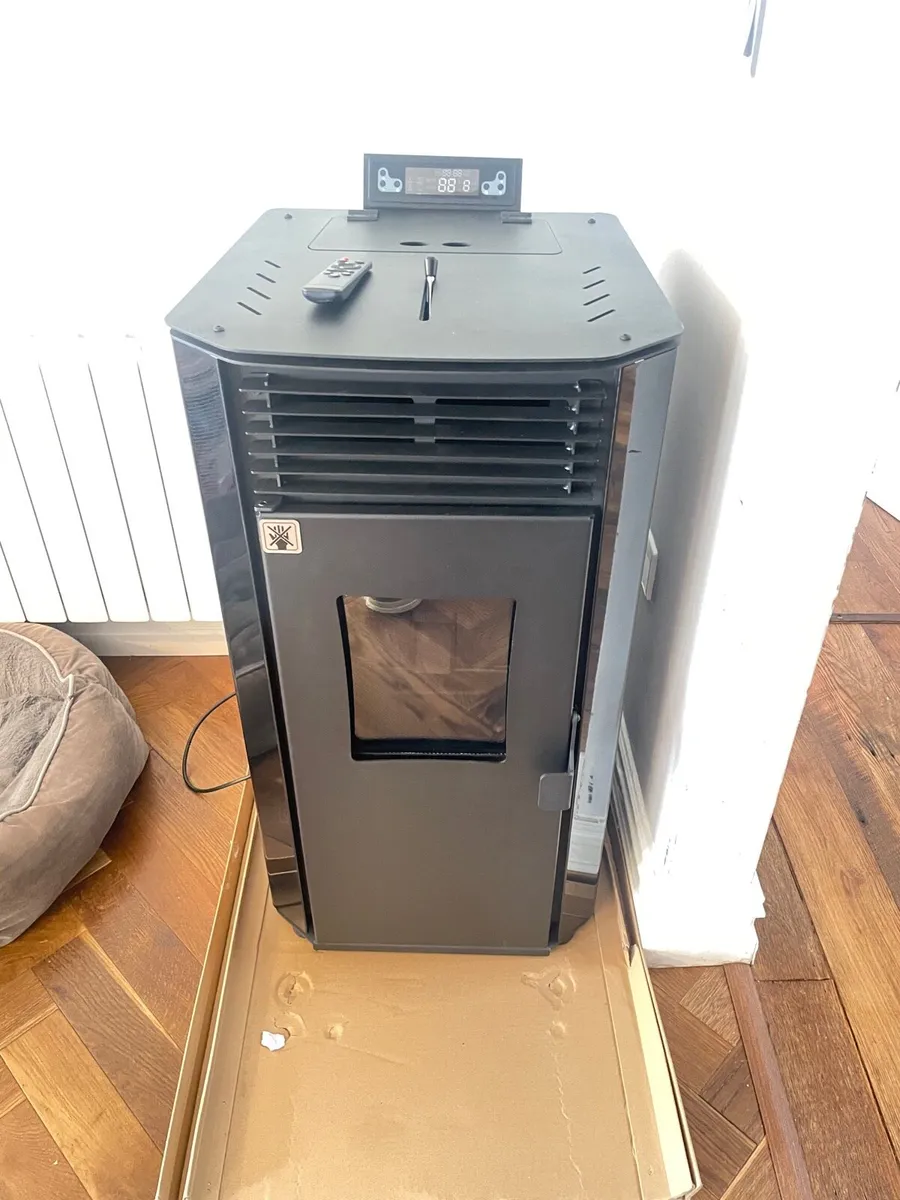 Pellet Stove - Image 1