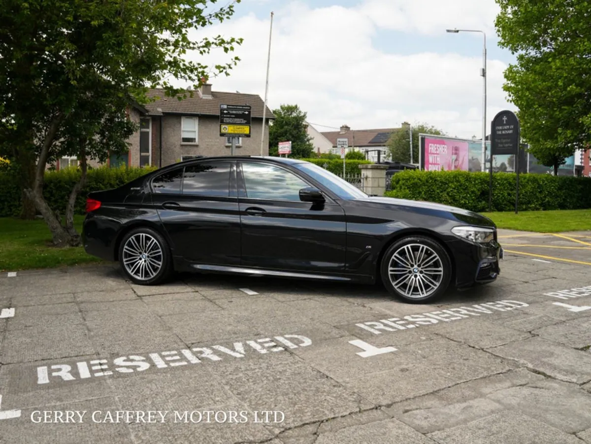 BMW 5 Series 530e G30 M-sport Automatic - Image 3