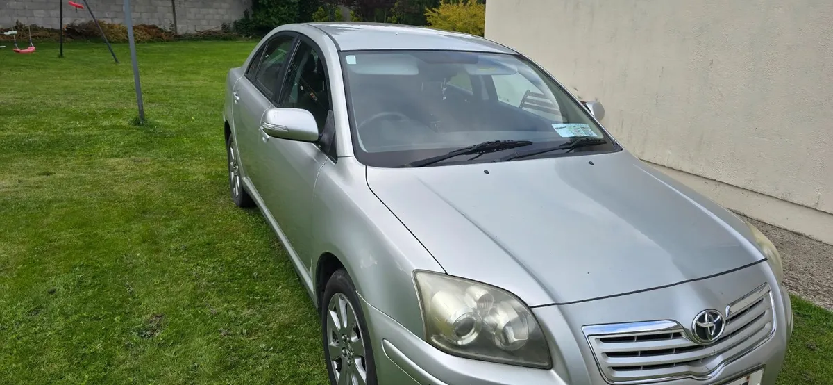 Toyota Avensis 2008 - Image 1