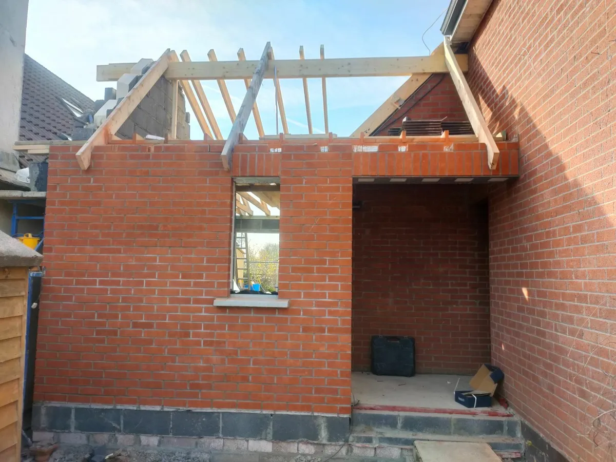 Bricklayer builder - Image 1