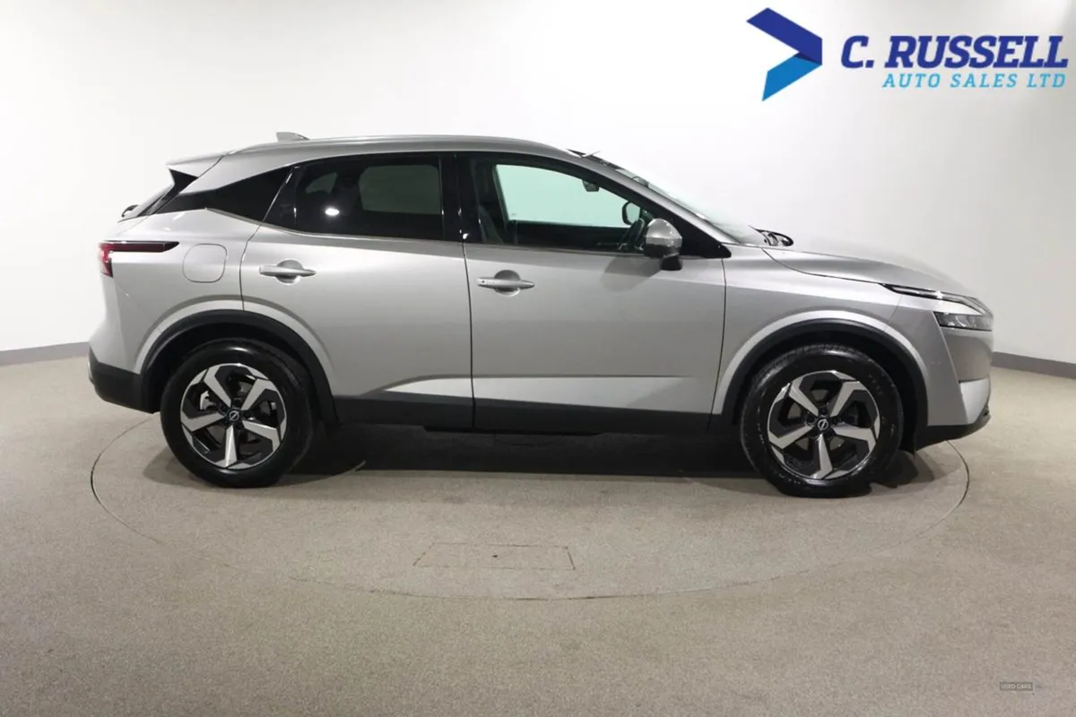 Nissan QASHQAI Hatchback - Image 4