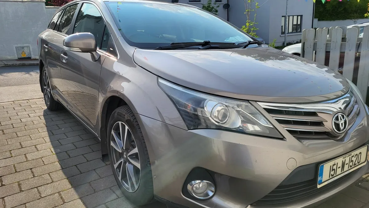 Toyota Avensis, business edition. - Image 1