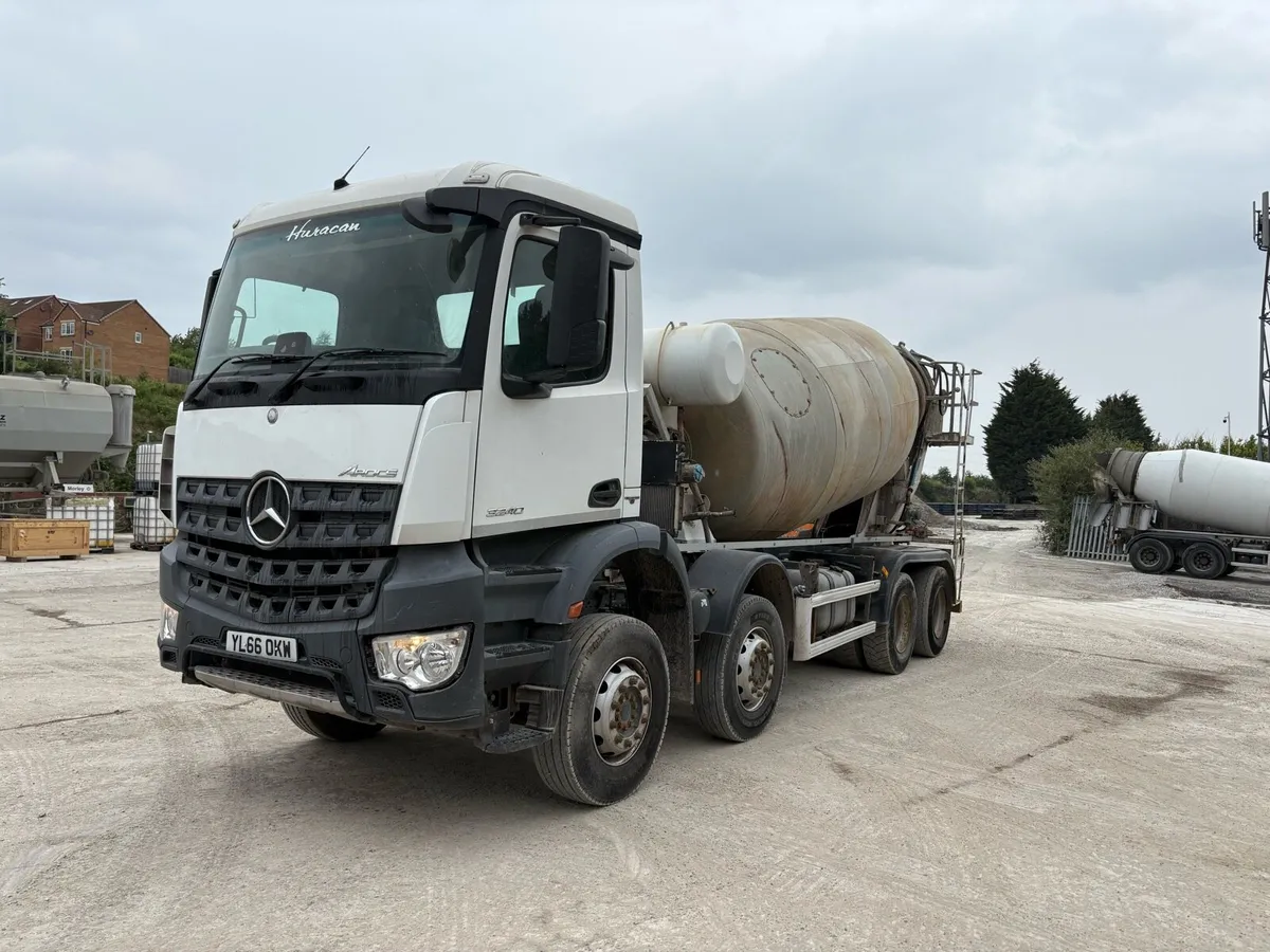 2017 Mercedes Arocs Concrete Mixer - Image 2