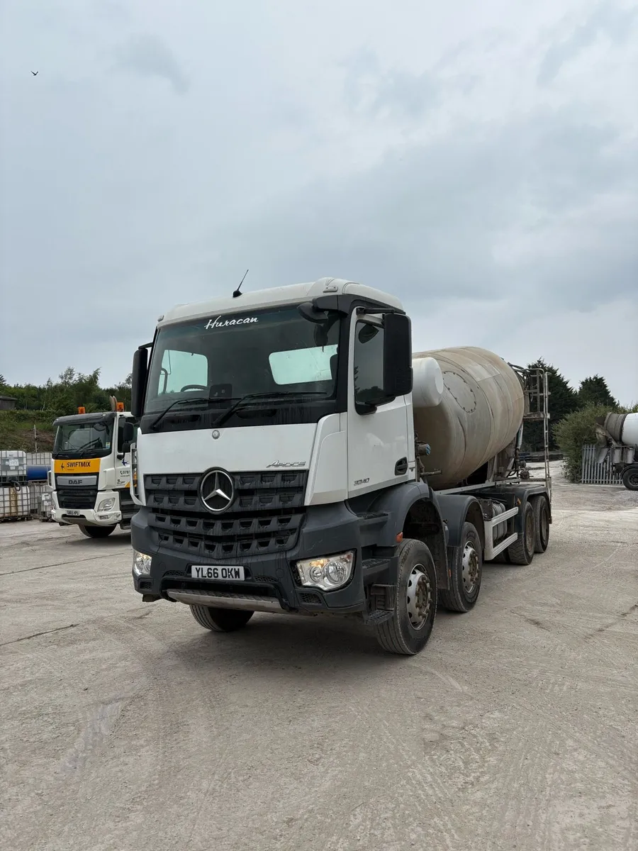 2017 Mercedes Arocs Concrete Mixer - Image 3