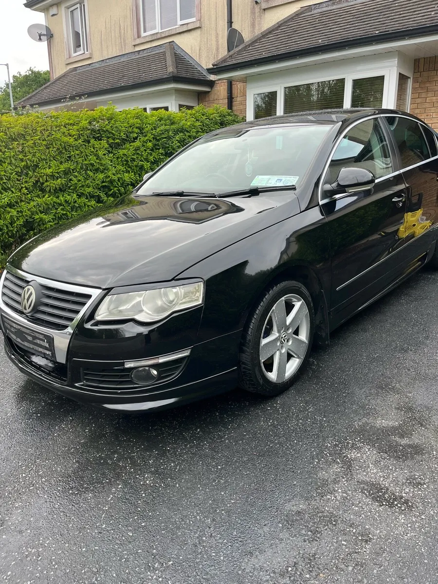 Low mile B6 Passat 2750ono - Image 1