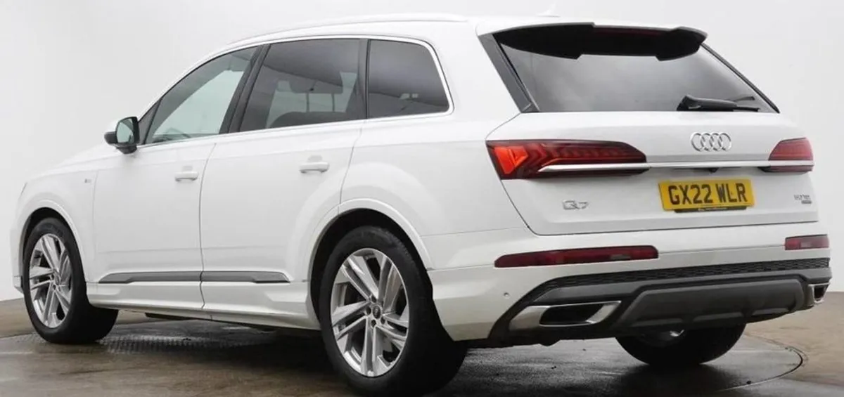 Audi Q7 3.0 TDI V6 50 S Line SUV 5dr Diesel Tiptr - Image 2