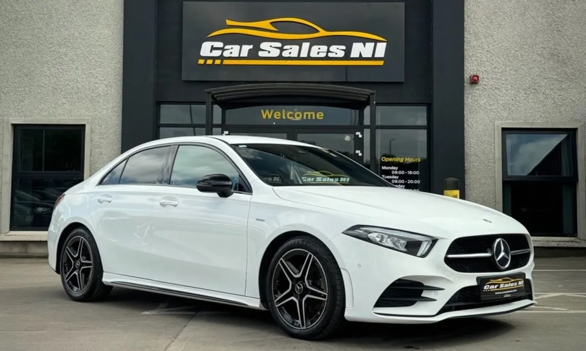 Mercedes-Benz A-Class 2.0 A200d AMG Line Edition - Image 1