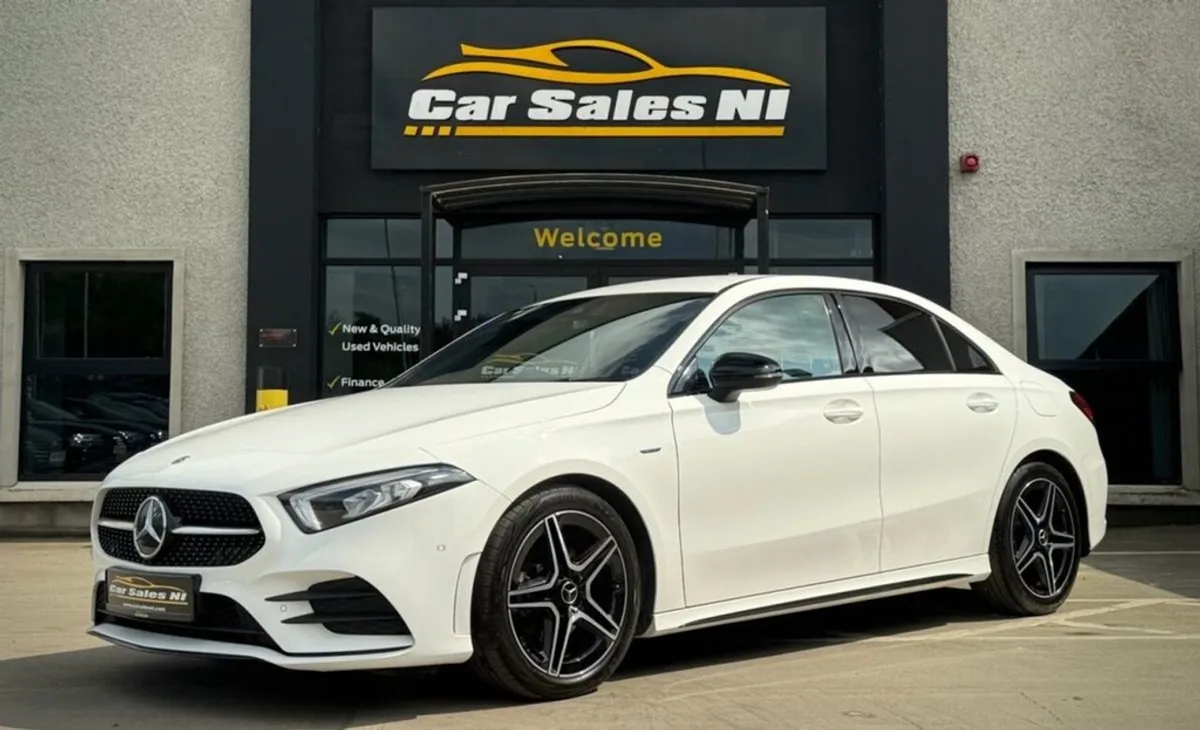 Mercedes-Benz A-Class 2.0 A200d AMG Line Edition - Image 2