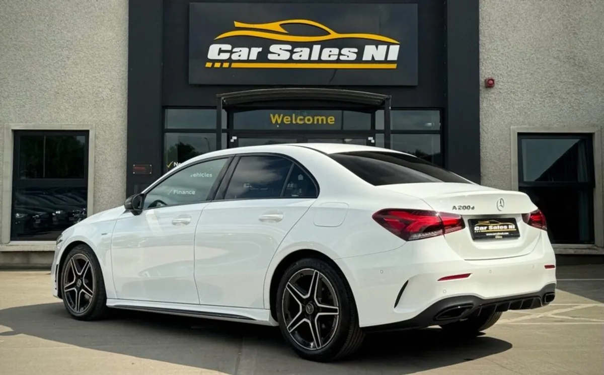 Mercedes-Benz A-Class 2.0 A200d AMG Line Edition - Image 4