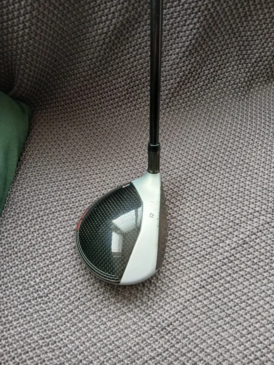Golf club - Image 2