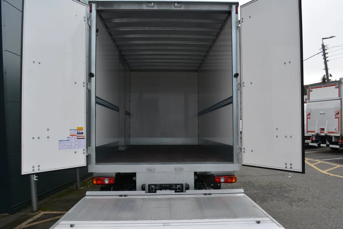 Fuso 7.5T Box + Lift # HIRE 2-4yrs Service incl - Image 2
