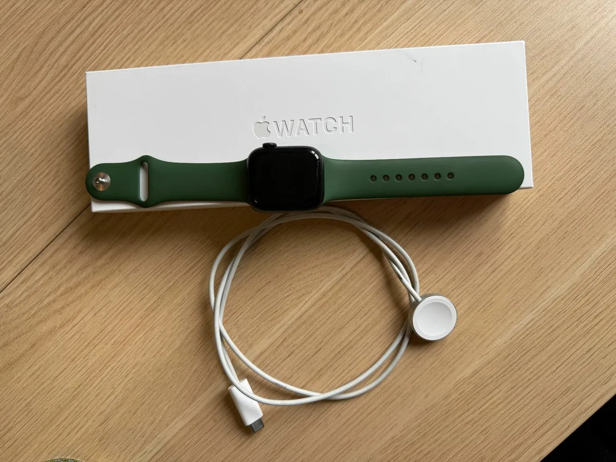 Apple Watch Series 7 Green 41mm - Image 2