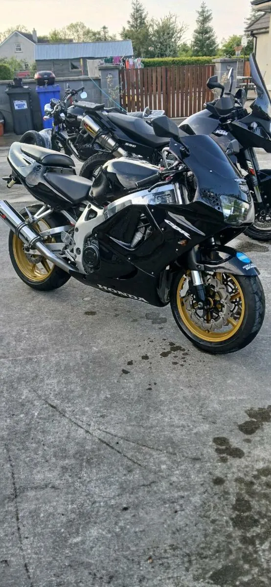 98 cbr919 fireblade - Image 1