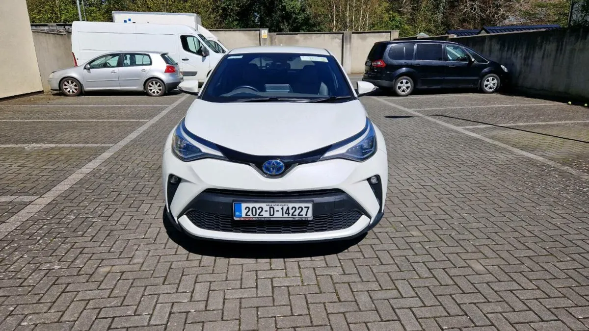 Toyota CH-R - Image 2