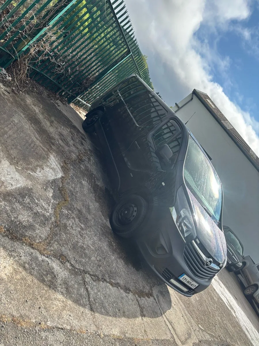 Opel Vivaro - Image 4