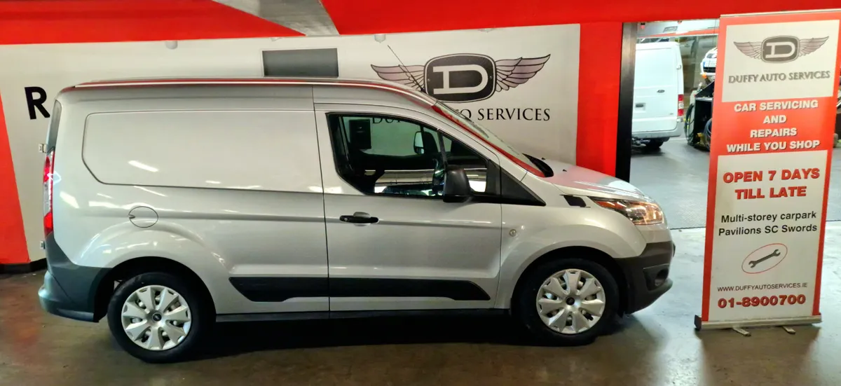 181 Ford Connect PERFECT VAN NEW DOE - Image 3